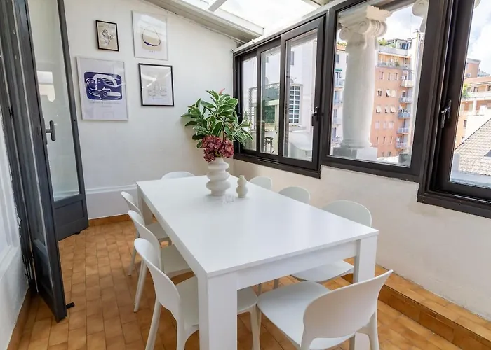 Shopping District -200 Mq - 8 People מילאנו